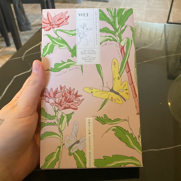 WEI 2-in-1 Purify and Glow Mask Collection & Brush - Picture 2 of 4